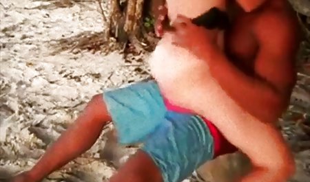 Ein Mann lud ein Mädchen zu seiner kostenlose deutsche private sexfilme Tasse Tee ein
