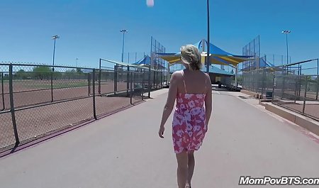Guy Zunge küssen Briella Bounce private deutsche sexfilme anal