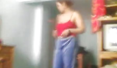 Mädchen, das mit deutsche hausfrauen sexfilme ihren Fingern spielt