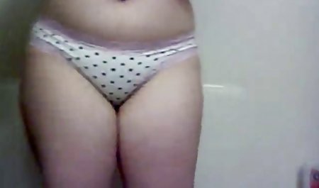 Sophie Dee bekommt einen Schwanz in einem sauber rasierten Anus privatesexfilm