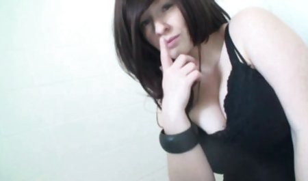 Kitty Bella mit ihren riesigen Titten hat einen Schwanz von ihrem eigenen Mann bekommen kostenlose private amateur pornos