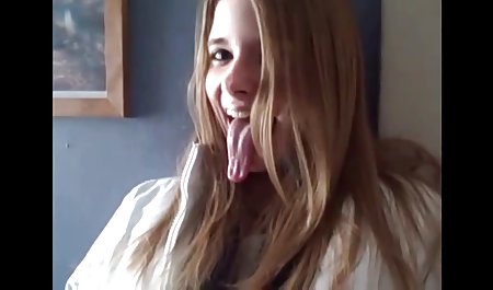 Ein junges Mädchen, das bereit ist, alle kostenlose deutsche privat pornos zu geben