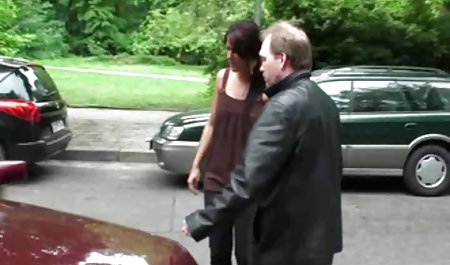 Anessa benutzt kostenlose hausfrauen sex filme einen Netzwerkvibrator