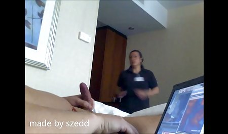 Deepthroat Blondine nimmt Cumshot auf sexfilme von privat Gesicht