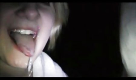 Leidenschaftliches Trio auf private kostenlose pornofilme einem Ledersofa